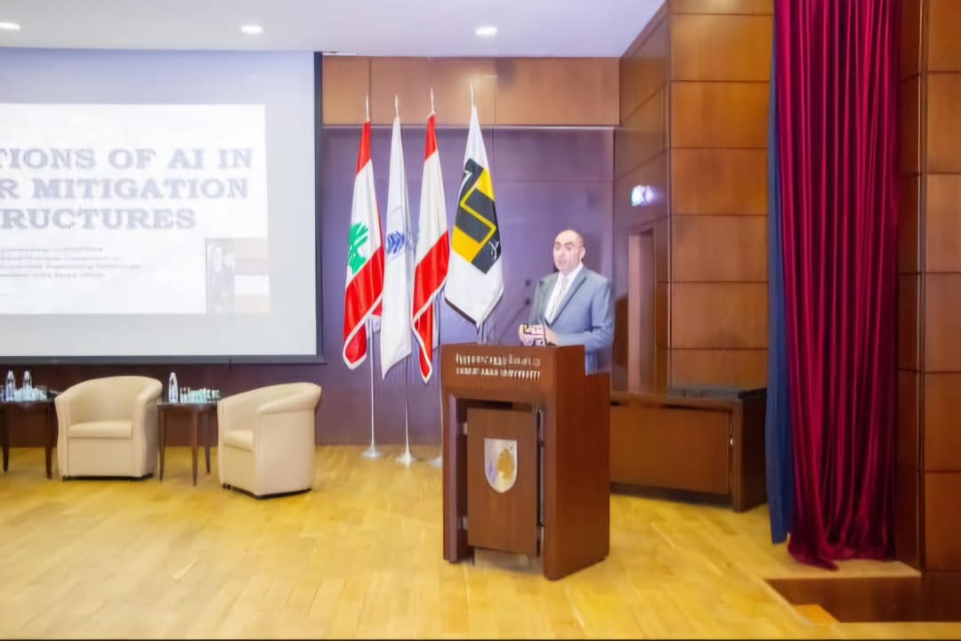 Dr. Khatib presenting on AI applications in seismic mitigation at international conference